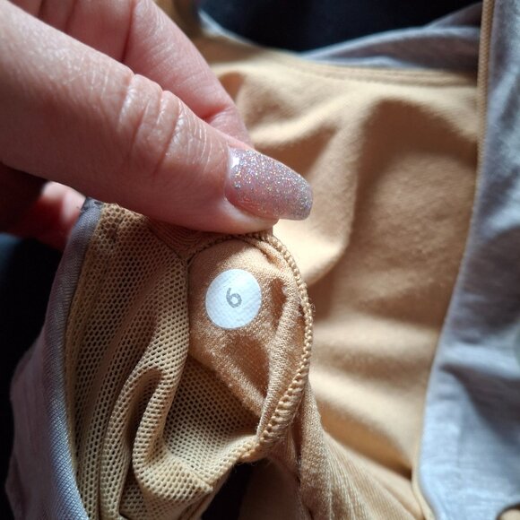 Lululemon tank top - Picture 5 of 6